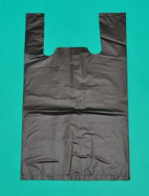 Dark foam pouch