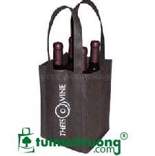 Wine Carriers